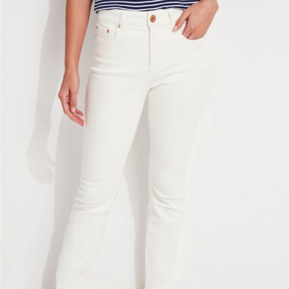 Vineyard Vines Jamie stretch skinny ankle Jean. Size 28. Raw hem.
